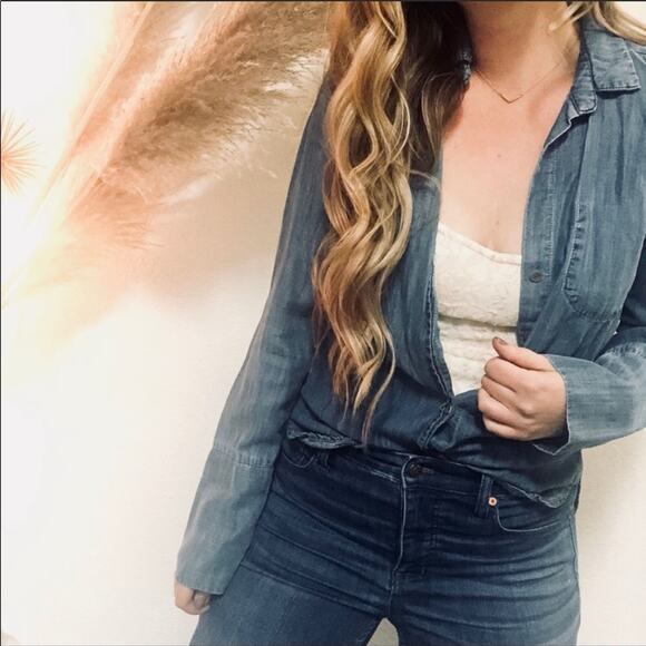 ANTHROPOLOGIE Blue Denim Chambray Washed Long Sleeve Tencel Button Shirt Top S - Picture 3 of 8